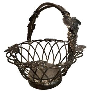 Godinger Silver Art Co Ltd. Wire Basket With Handle Grapevine Grape Leaves 11"